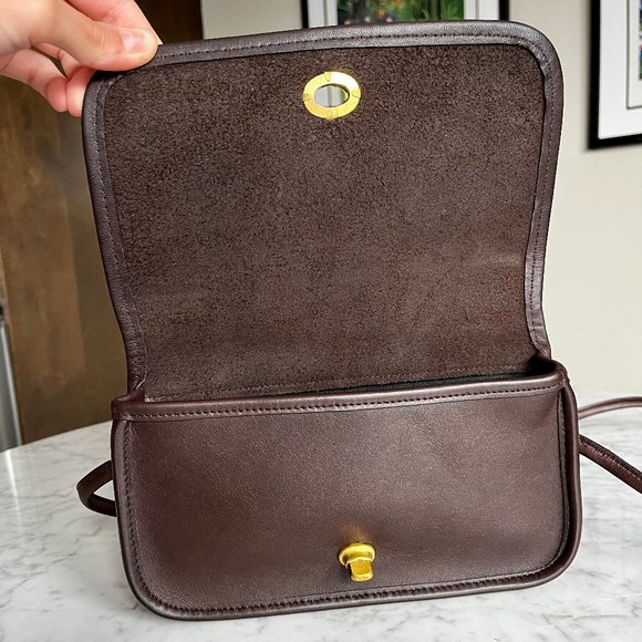 Vintage Coach Dinky Bag 9375 in Mocha Made in New York - Picture 5 of 14